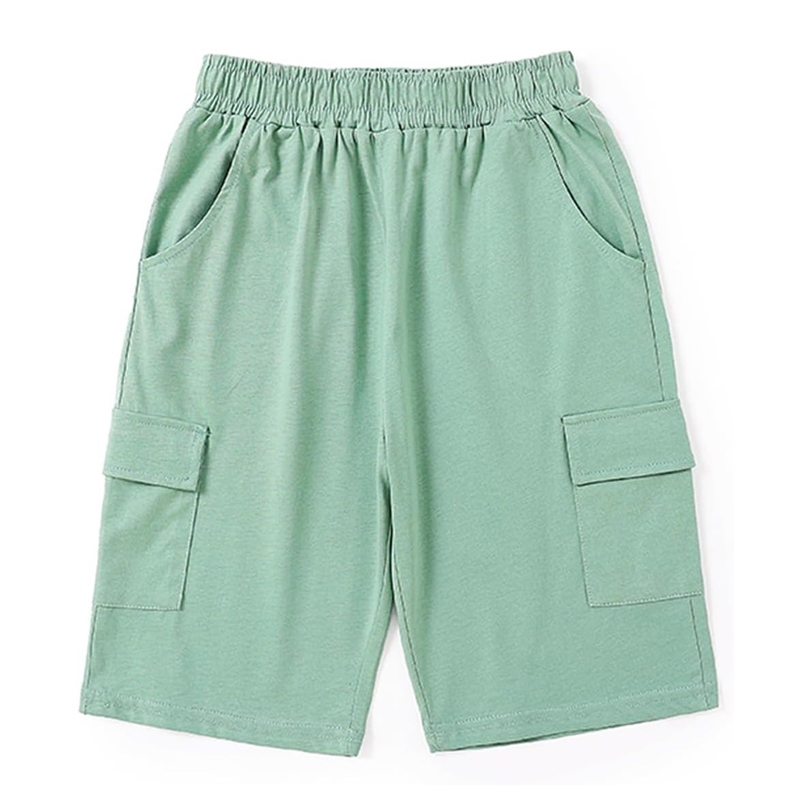 Trẻ em đổ mồ hôi quần short